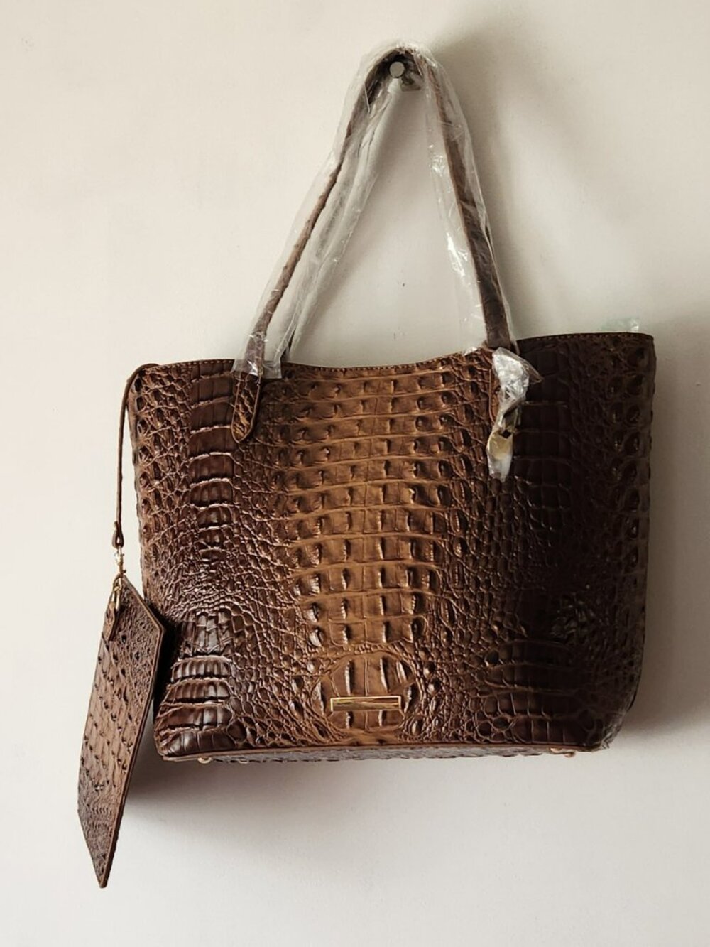 Croc Embossed Faux Leather large tote set brown NWOT